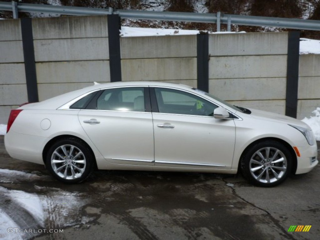 2013 XTS Premium AWD - White Diamond Tricoat / Shale/Cocoa photo #13