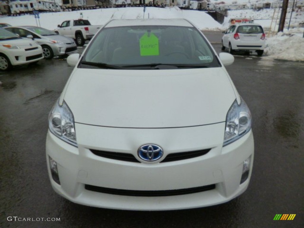 2010 Prius Hybrid III - Blizzard White Pearl / Bisque photo #2