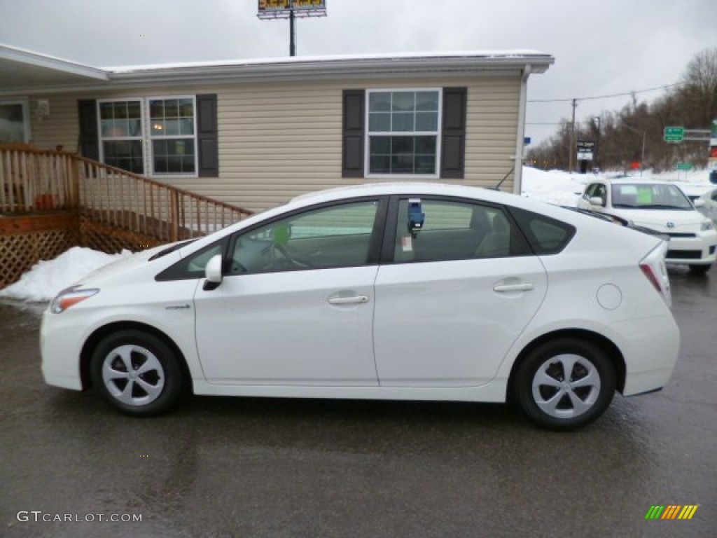 2010 Prius Hybrid III - Blizzard White Pearl / Bisque photo #4