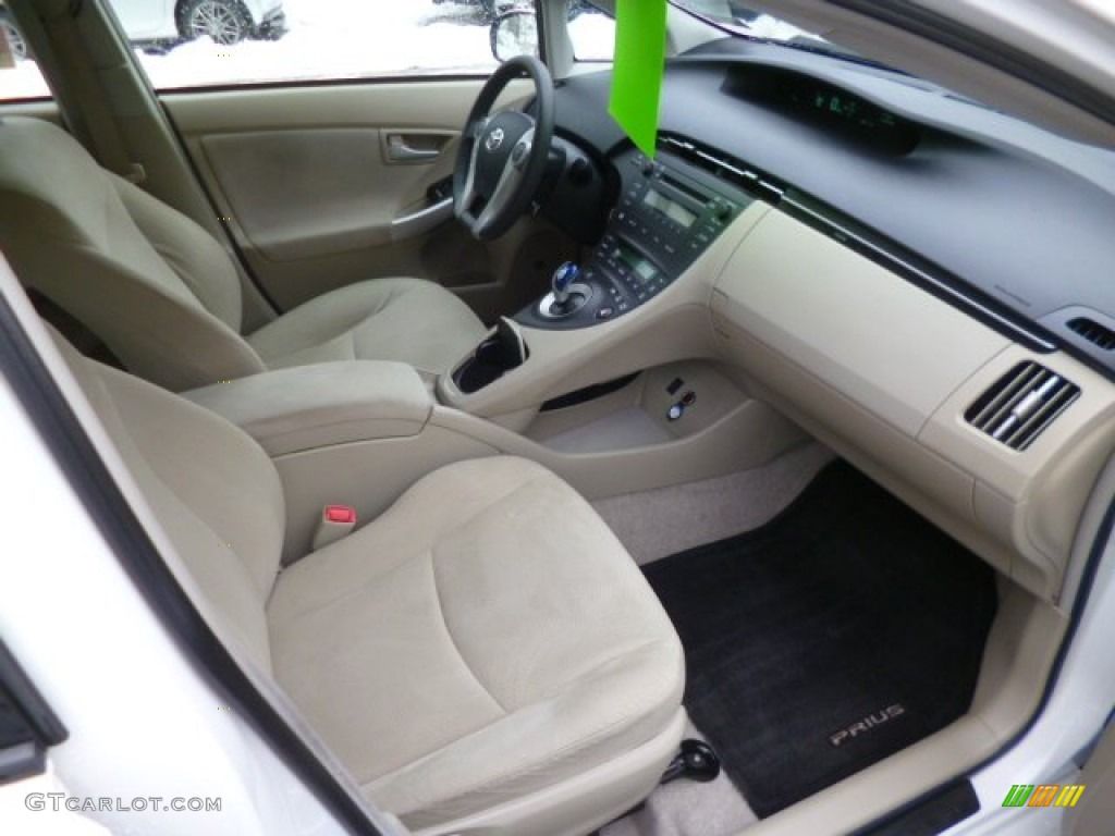 2010 Prius Hybrid III - Blizzard White Pearl / Bisque photo #8