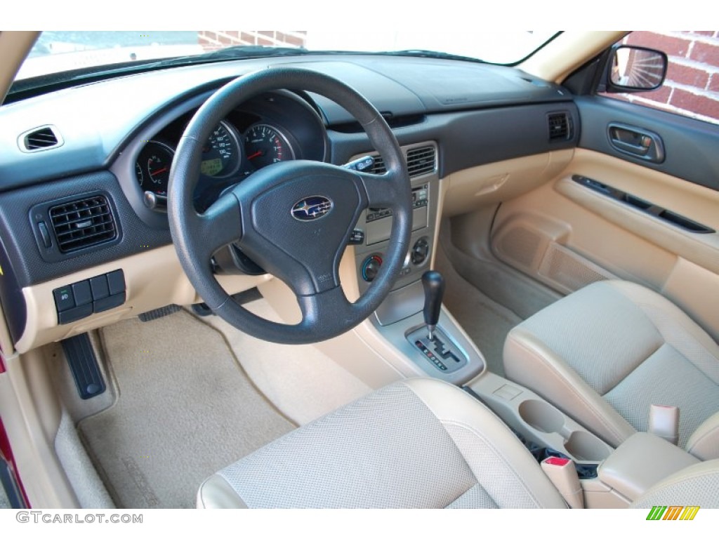 Beige Interior 2005 Subaru Forester 2.5 X Photo #90341216