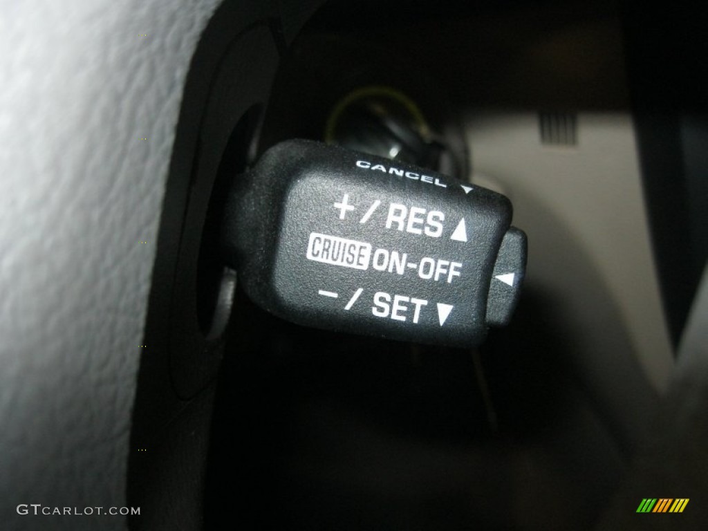 2009 Spectra EX Sedan - Spicy Red Metallic / Gray photo #17