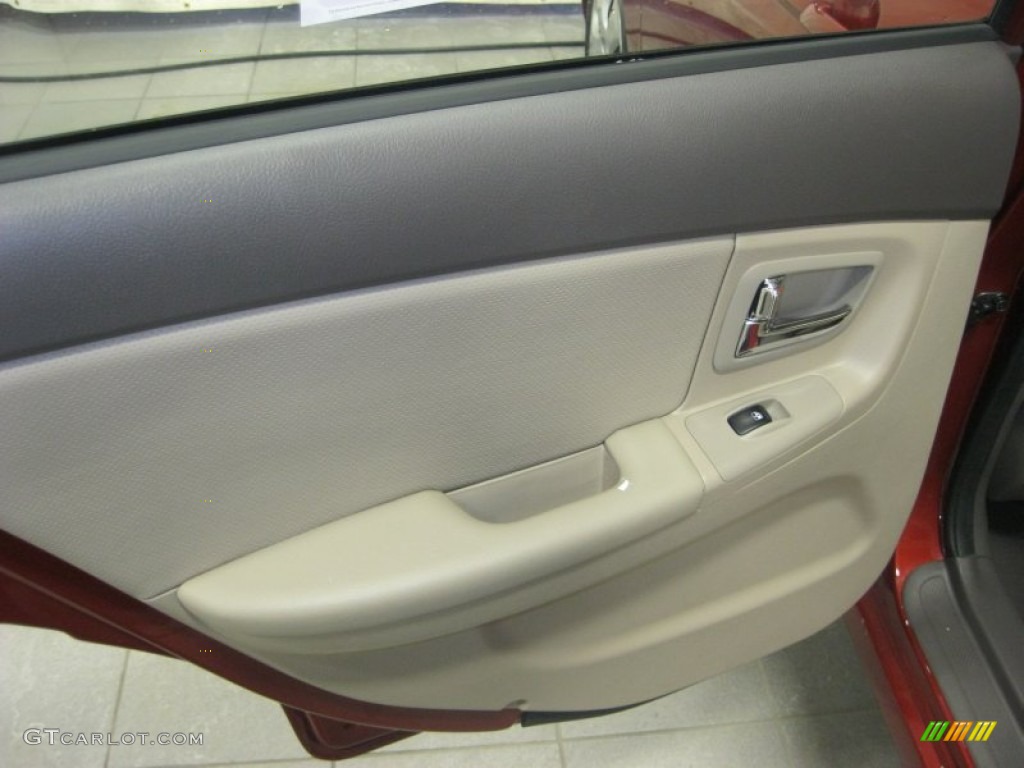 2009 Spectra EX Sedan - Spicy Red Metallic / Gray photo #34