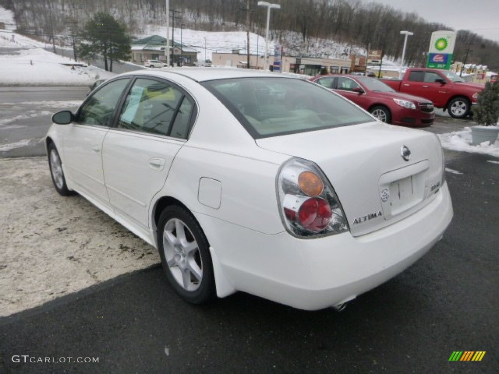 2002 Altima 3.5 SE - Cloud White / Blond Beige photo #3