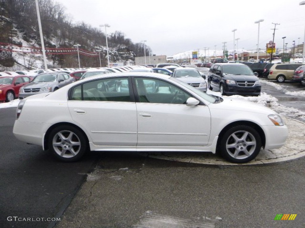 2002 Altima 3.5 SE - Cloud White / Blond Beige photo #6