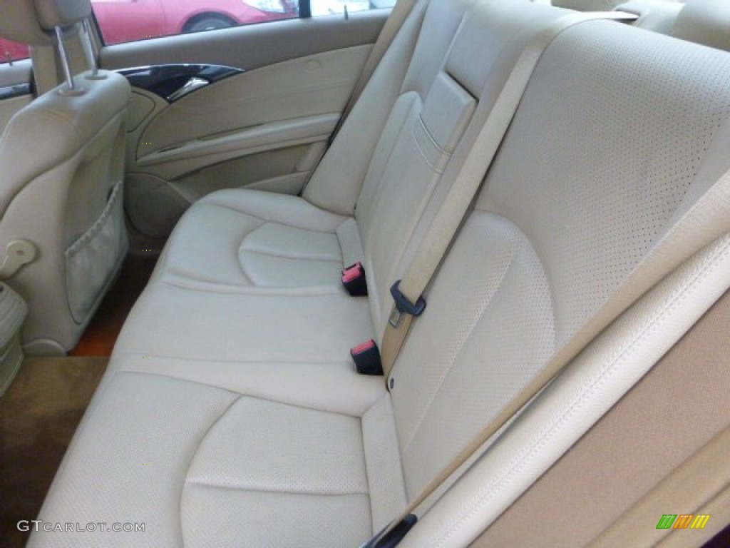 2007 E 350 4Matic Sedan - Barolo Red Metallic / Cashmere photo #11