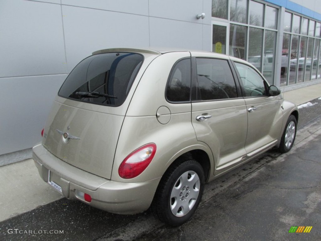 2006 PT Cruiser Touring - Linen Gold Metallic Pearl / Pastel Pebble Beige photo #4