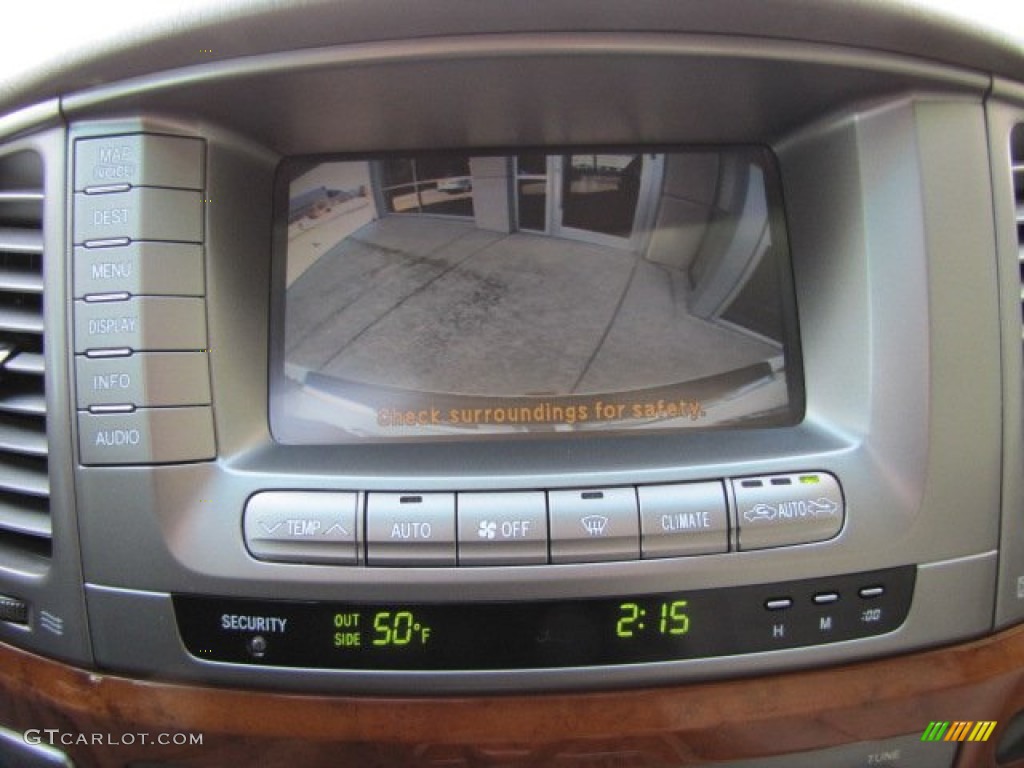 2006 LX 470 - Crystal White / Ivory photo #19