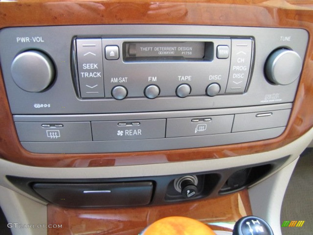 2006 LX 470 - Crystal White / Ivory photo #20