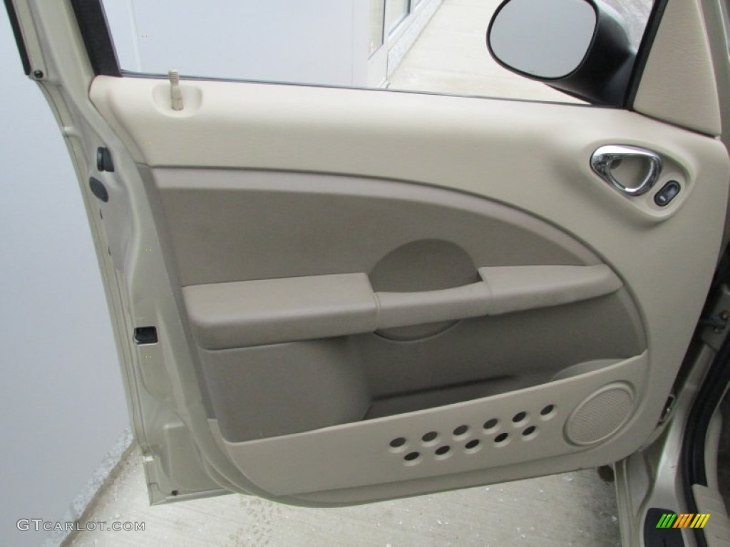 2006 PT Cruiser Touring - Linen Gold Metallic Pearl / Pastel Pebble Beige photo #10