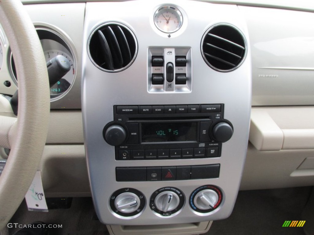 2006 PT Cruiser Touring - Linen Gold Metallic Pearl / Pastel Pebble Beige photo #16