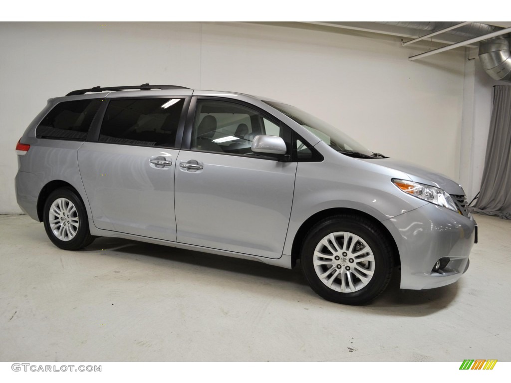 2012 Sienna XLE - Silver Sky Metallic / Light Gray photo #2