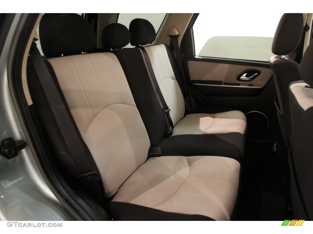 2007 Mariner Luxury - Light Tundra Metallic / Black/Light Parchment photo #12