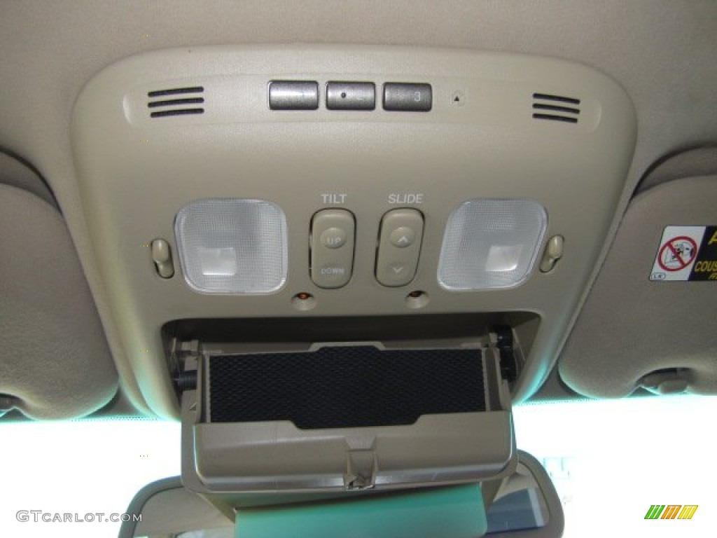 2006 LX 470 - Crystal White / Ivory photo #50
