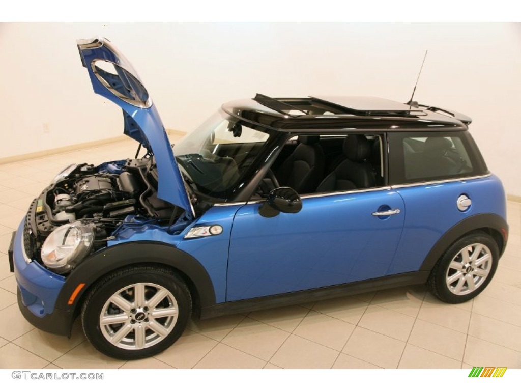 Laser Blue Metallic 2011 Mini Cooper S Hardtop Exterior Photo #90346515