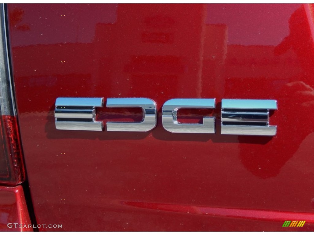 2014 Edge SEL EcoBoost - Ruby Red / SEL Appearance Charcoal Black Leather/Gray Alcantara photo #4