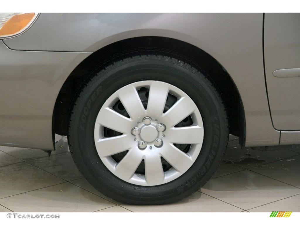 2004 Toyota Corolla LE Wheel Photo #90349644