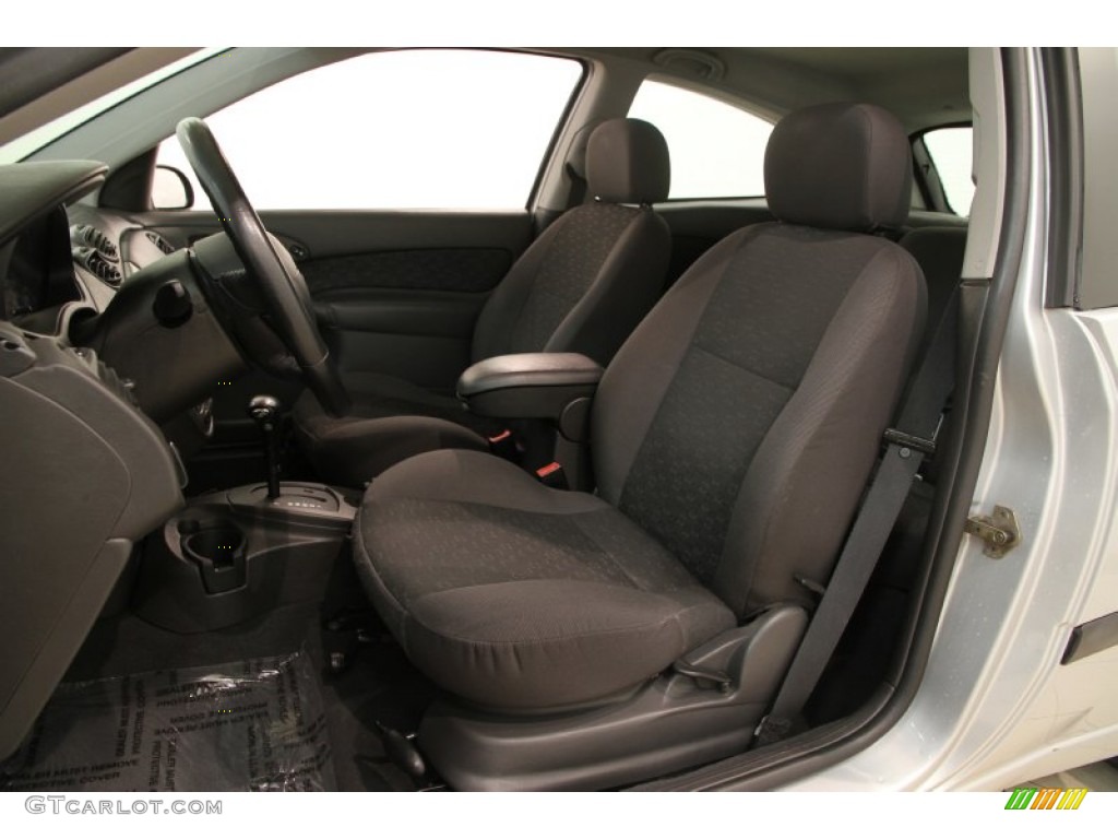 Dark Charcoal Interior 2003 Ford Focus ZX3 Coupe Photo #90349791