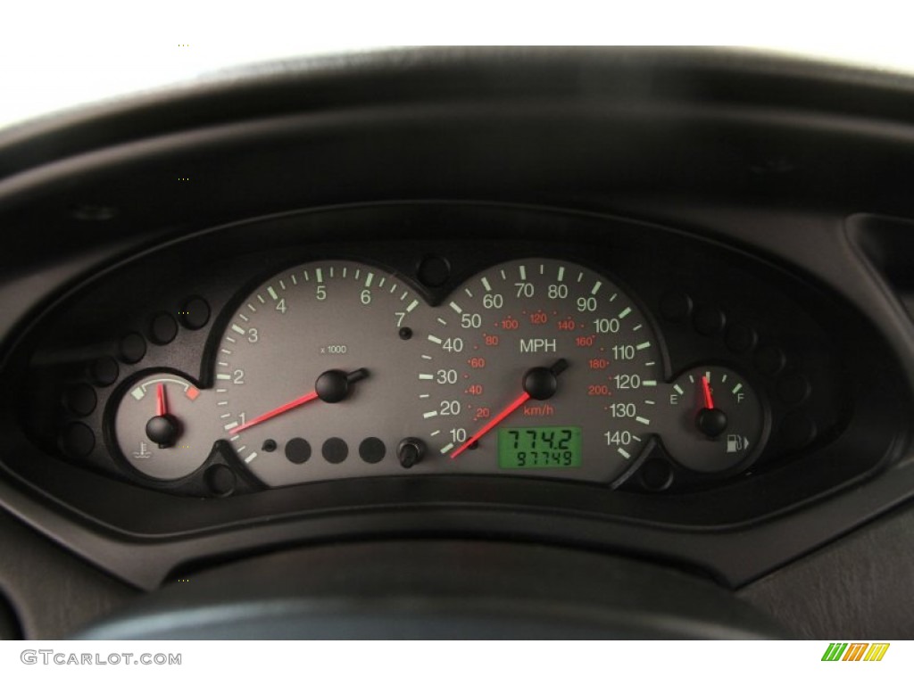 2003 Ford Focus ZX3 Coupe Gauges Photo #90349839
