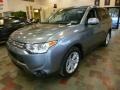 2014 Mercury Gray Metallic Mitsubishi Outlander SE S-AWC  photo #3