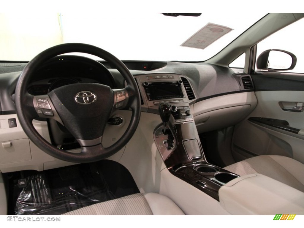 Light Gray Interior 2011 Toyota Venza I4 AWD Photo #90350820