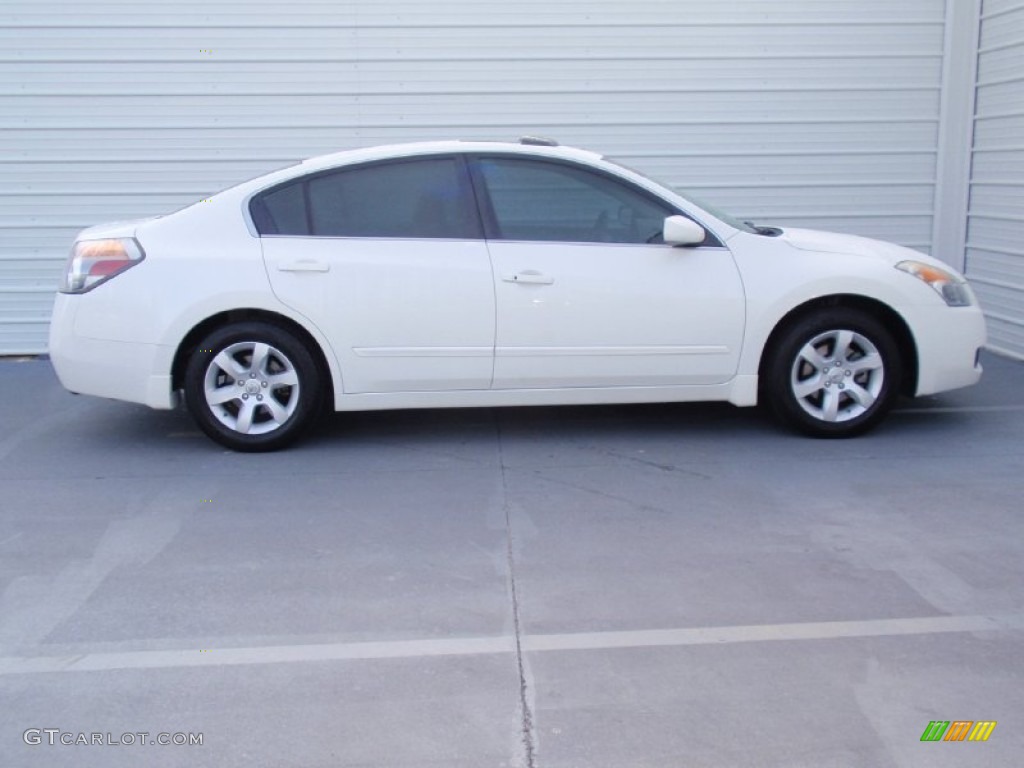 2008 Altima 2.5 S - Winter Frost Pearl / Blond photo #3