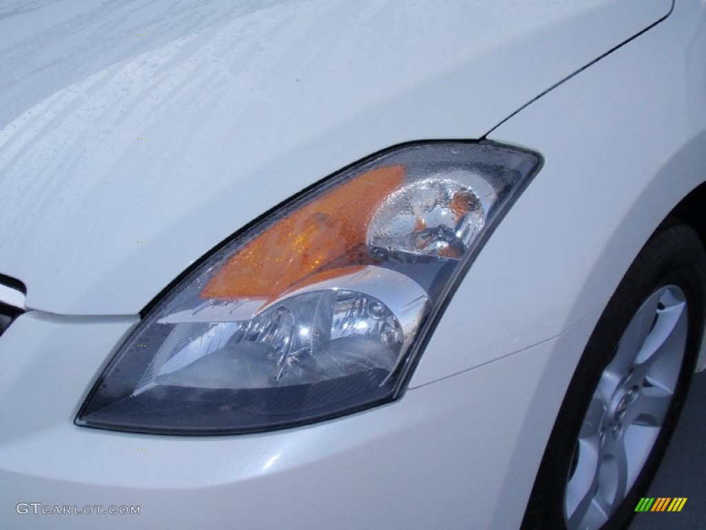 2008 Altima 2.5 S - Winter Frost Pearl / Blond photo #9