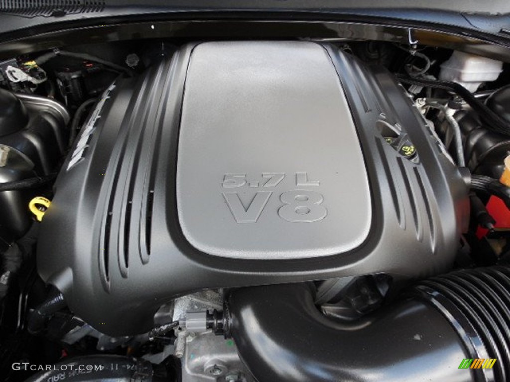 2011 300 C Hemi - Tungsten Metallic / Dark Frost Beige/Light Frost Beige photo #16