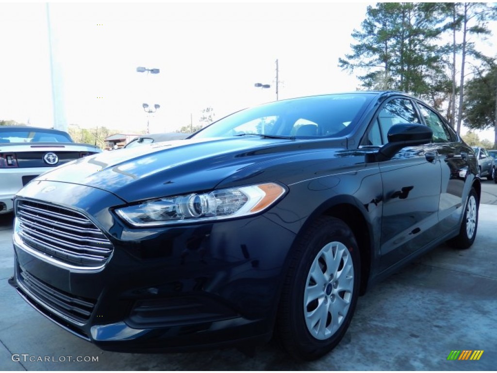 2014 Fusion S - Dark Side / Earth Gray photo #1