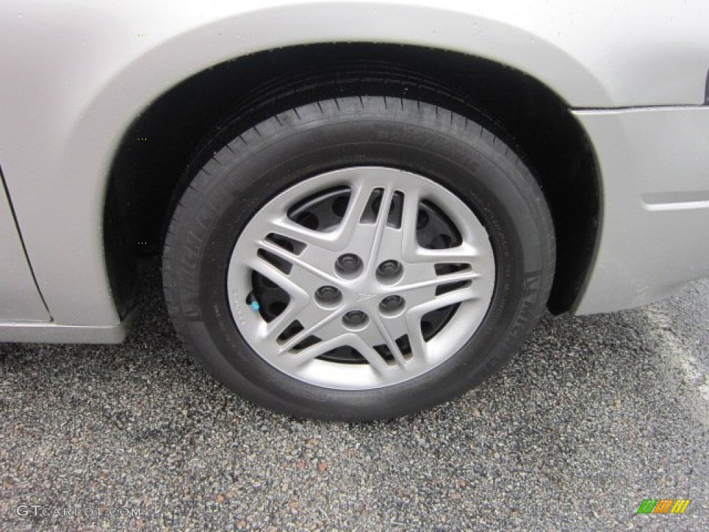 2005 Pontiac Bonneville SE Wheel Photo #90354459