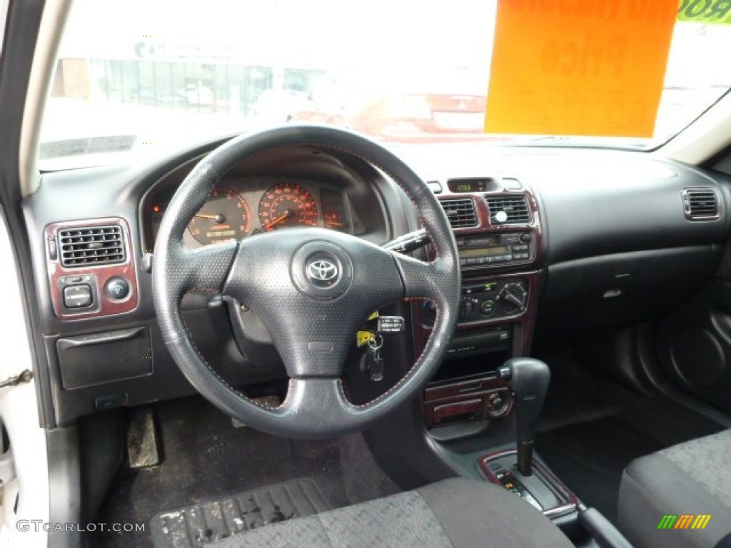 2001 Toyota Corolla S Dashboard Photos