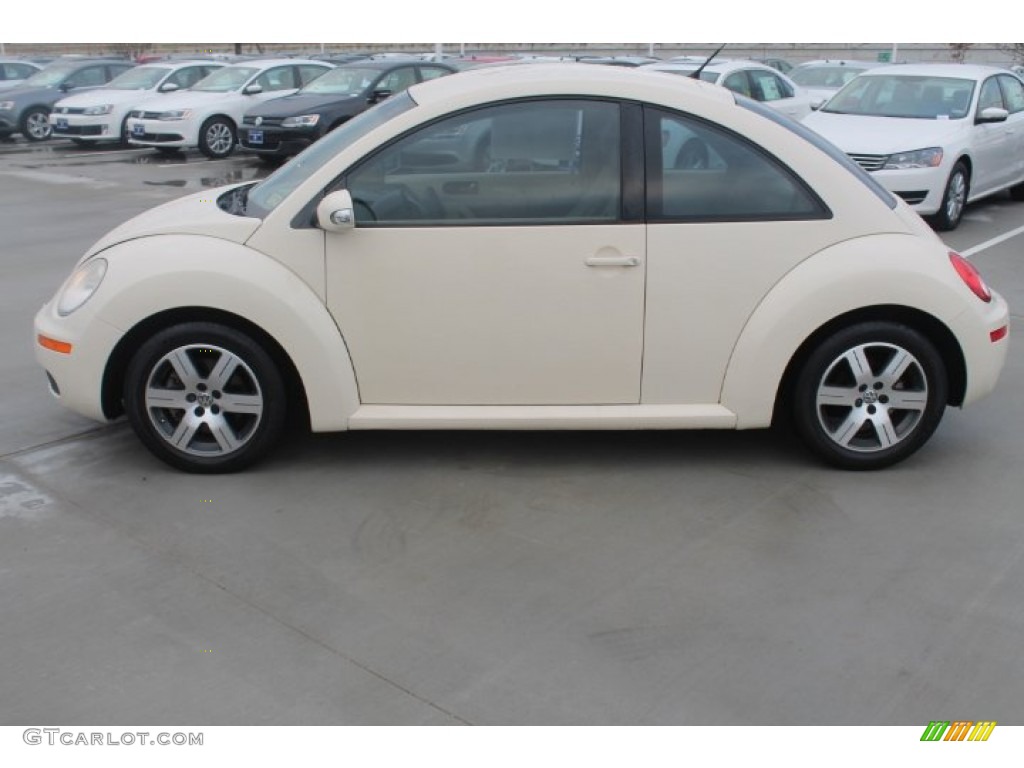 Harvest Moon Beige 2006 Volkswagen New Beetle 2.5 Coupe Exterior Photo #90355062