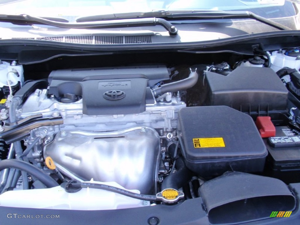 2014 Camry SE - Super White / Black/Ash photo #16