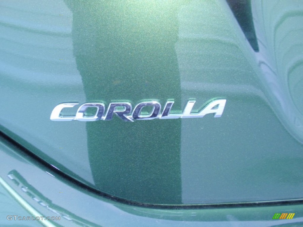 2014 Toyota Corolla LE Marks and Logos Photo #90358393