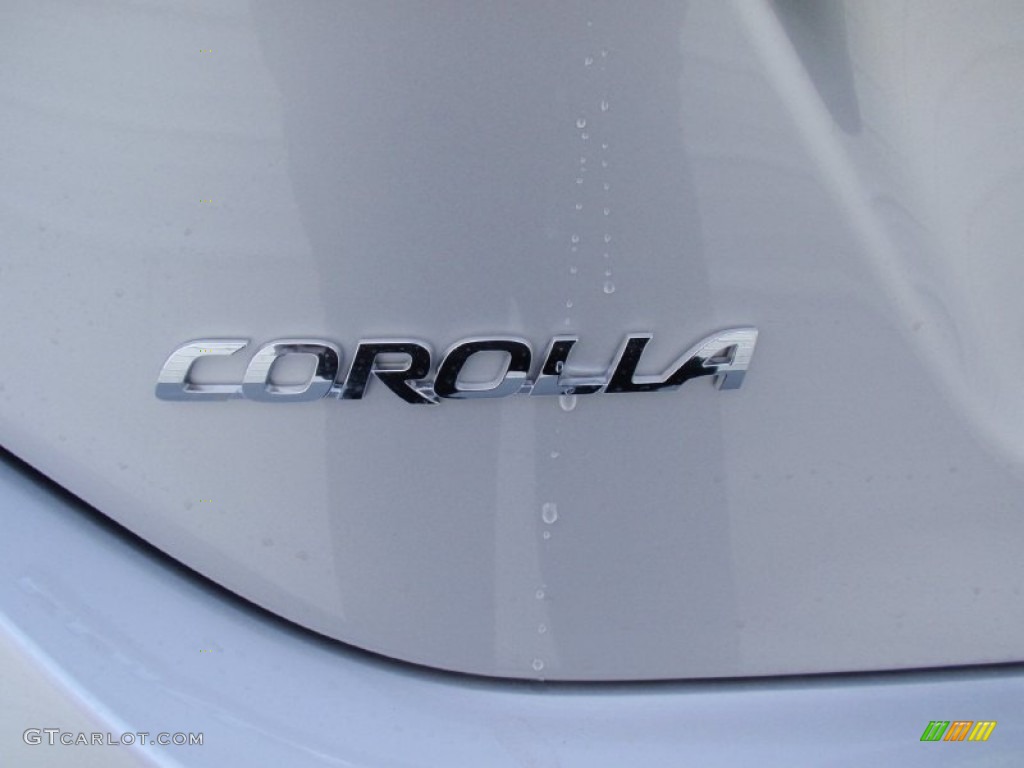 2014 Toyota Corolla S Marks and Logos Photo #90359140
