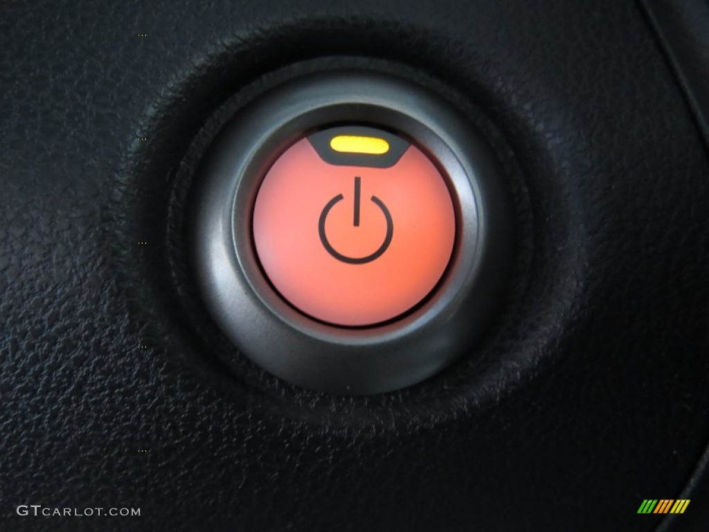 2014 Nissan LEAF S Controls Photo #90362092