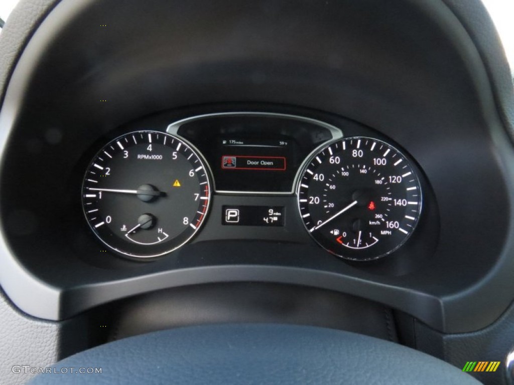 2014 Altima 2.5 S - Storm Blue / Charcoal photo #14