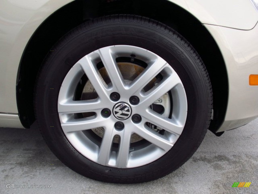 2014 Volkswagen Jetta TDI SportWagen Wheel Photo #90365698