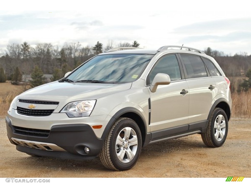 Champagne Silver Metallic 2013 Chevrolet Captiva Sport LS Exterior Photo #90365797