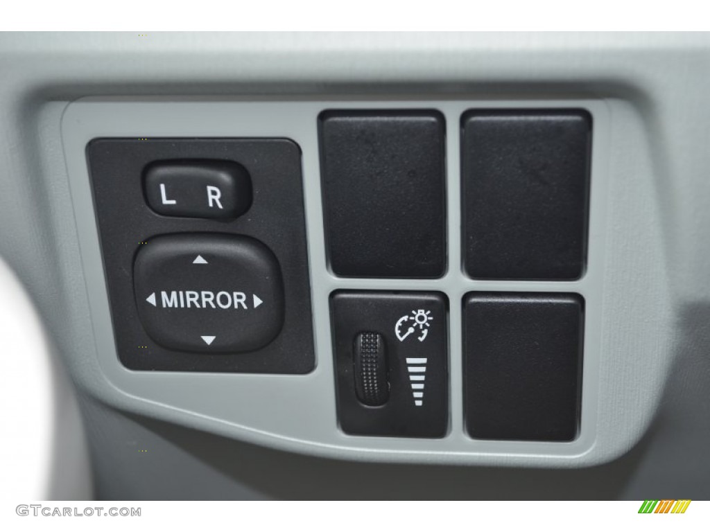 2010 Toyota Prius Hybrid II Controls Photo #90368611