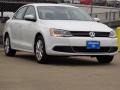 Pure White - Jetta SE Sedan Photo No. 1