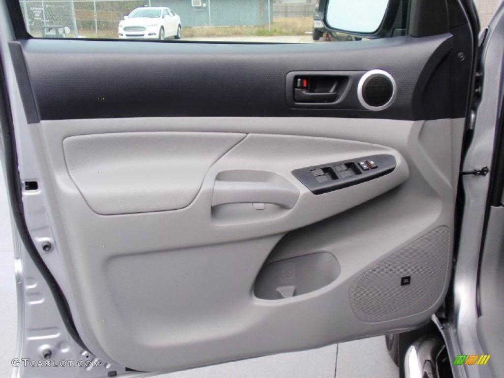 2014 Toyota Tacoma V6 Limited Prerunner Double Cab Door Panel Photos