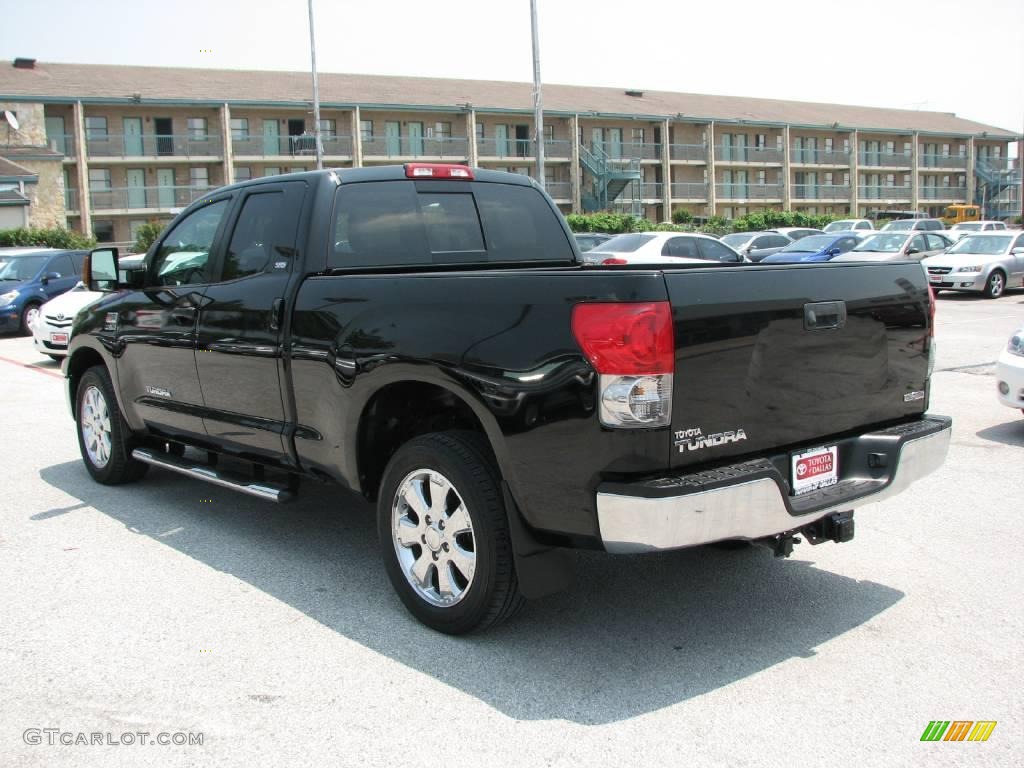 2007 Tundra SR5 Double Cab - Black / Beige photo #8