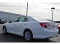 Super White - Camry LE Photo No. 31