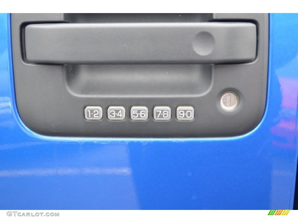 2013 F150 SVT Raptor SuperCrew 4x4 - Blue Flame Metallic / Raptor Black Leather/Cloth photo #23