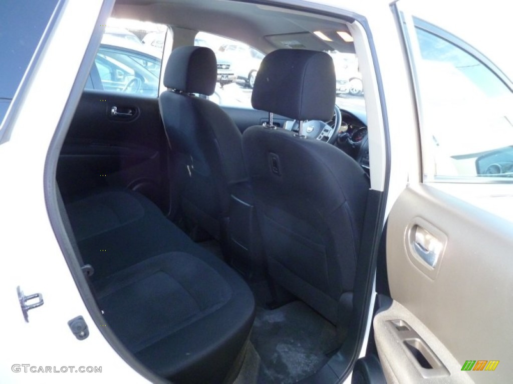 2011 Rogue S AWD - Pearl White / Black photo #7