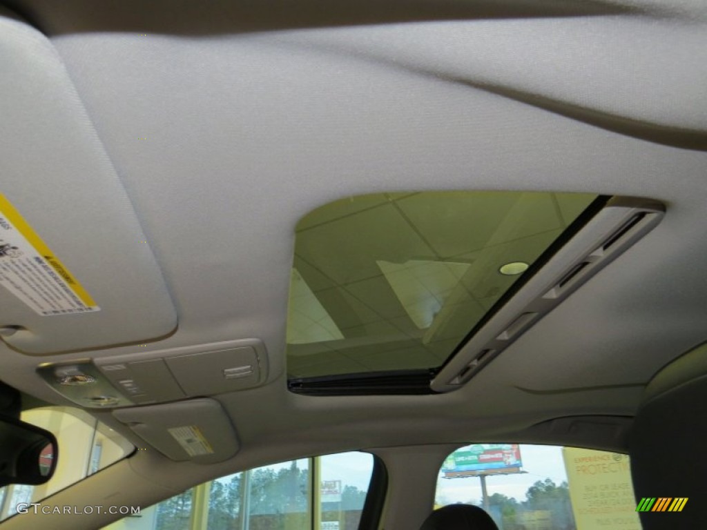 2014 Chevrolet SS Sedan Sunroof Photo #90385367