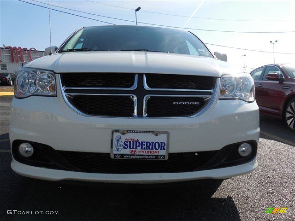 2011 Grand Caravan Crew - Stone White / Black/Light Graystone photo #3