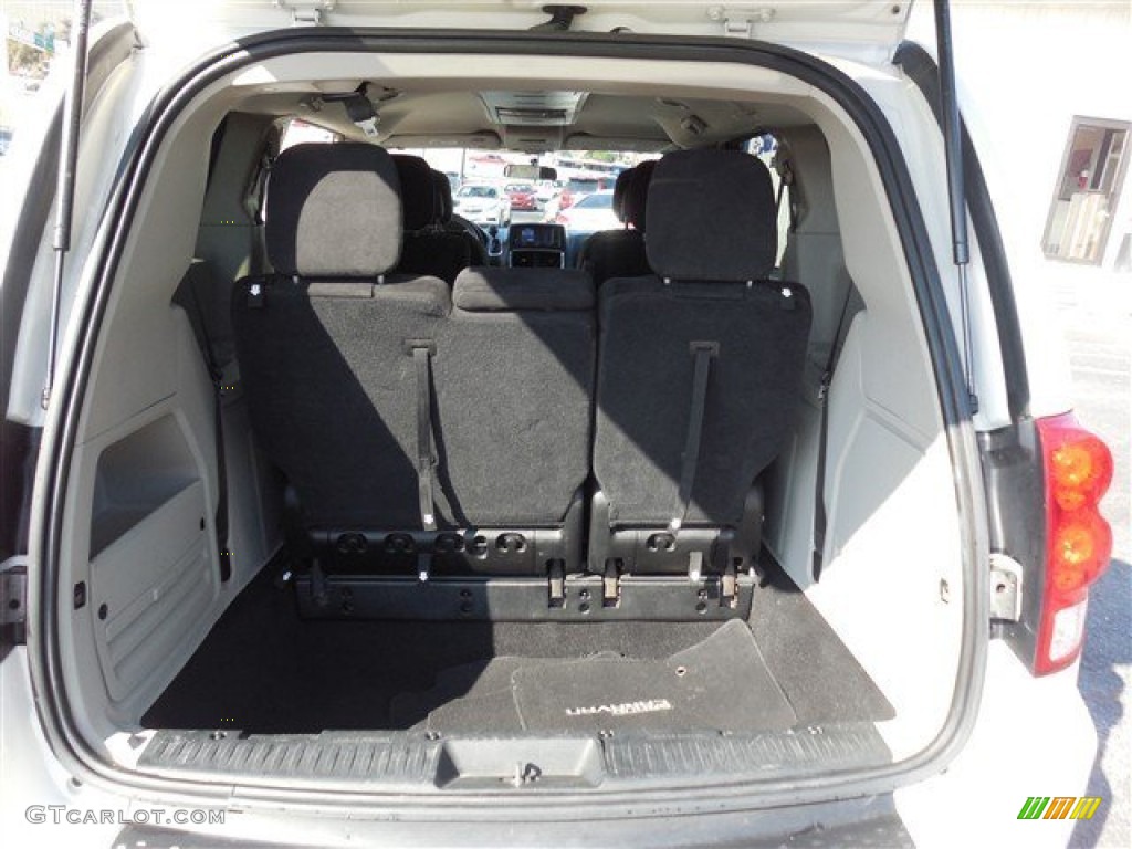 2011 Grand Caravan Crew - Stone White / Black/Light Graystone photo #19