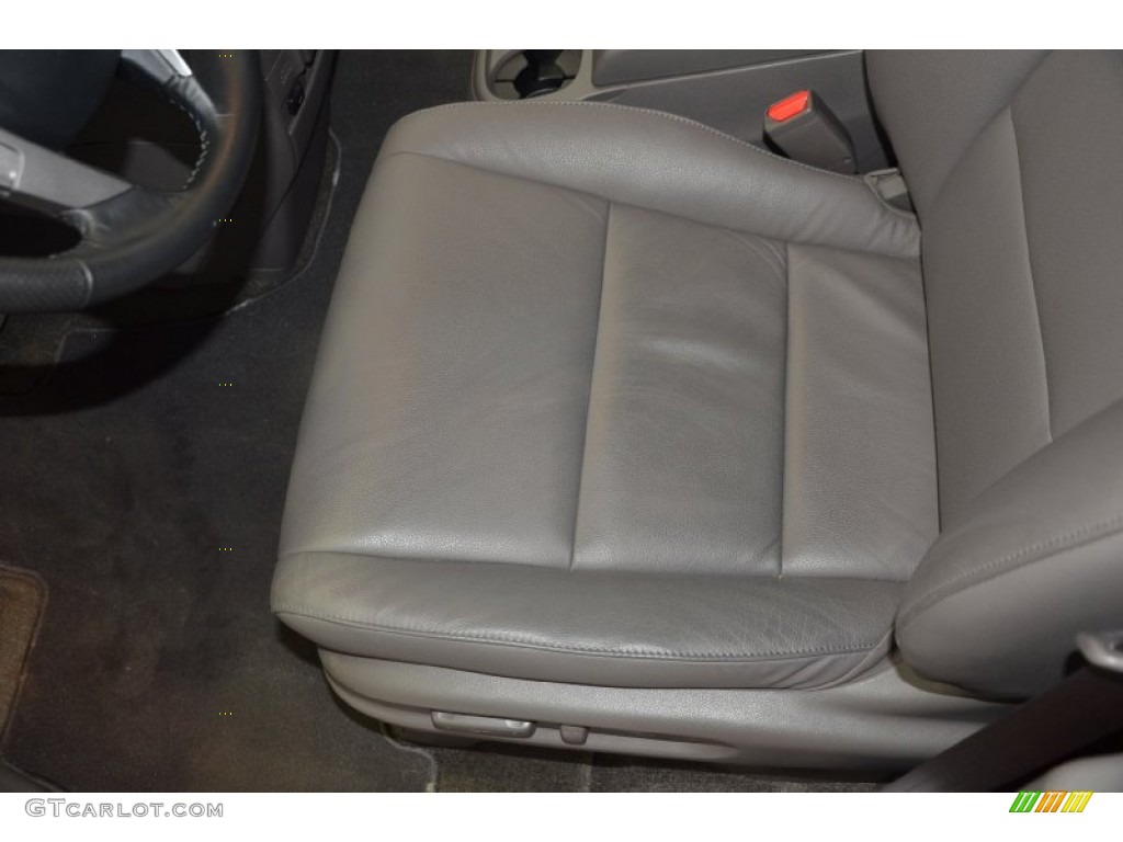 2013 Odyssey Touring Elite - Smokey Topaz Metallic / Gray photo #13